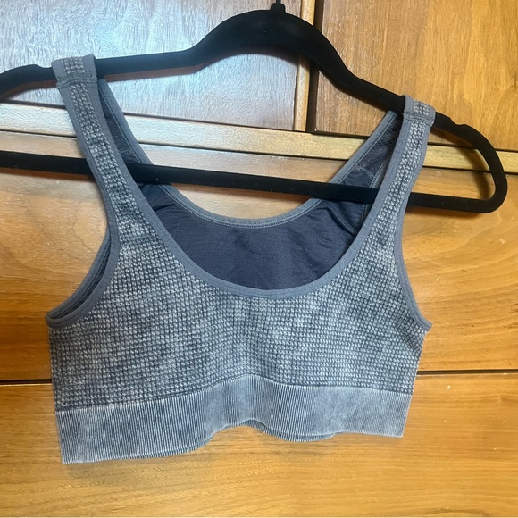 PINK Victoria’s Secret taupe dark gray textured stretchy bralette sports bra • M - Picture 3 of 10